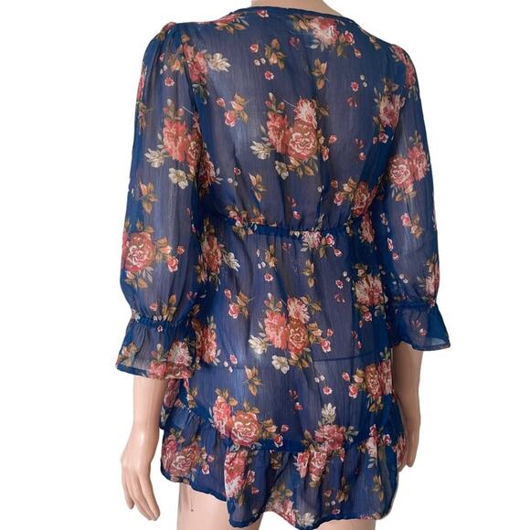 💋Bundle 4 items for $20. Add items💋 to a bundle. Items with 💋are eligible - Picture 2 of 16